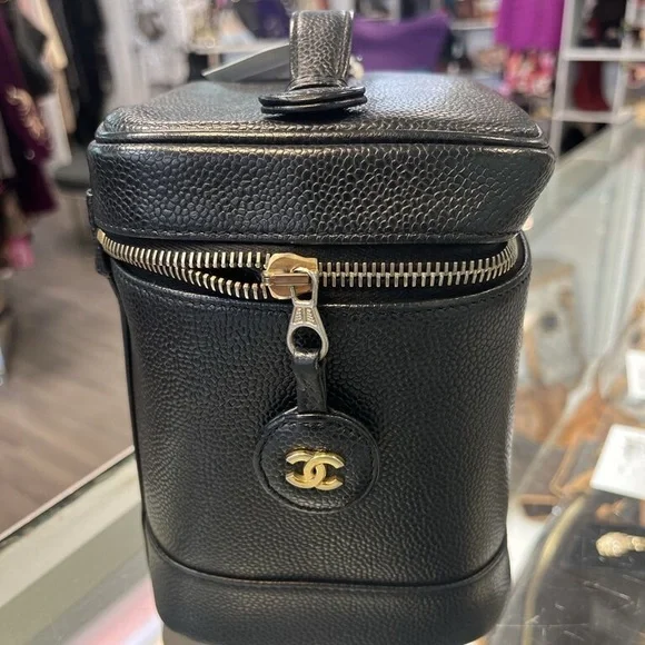 Chanel Vanity Bag - Picture 8 of 14